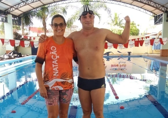 Paratleta sinopense participa de campeonato master de natação no Rio de Janeiro