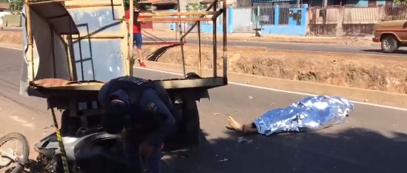 Homem morre após bater em carretinha parada em Sinop