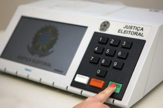 Três municípios de MT escolhem novos prefeitos neste domingo