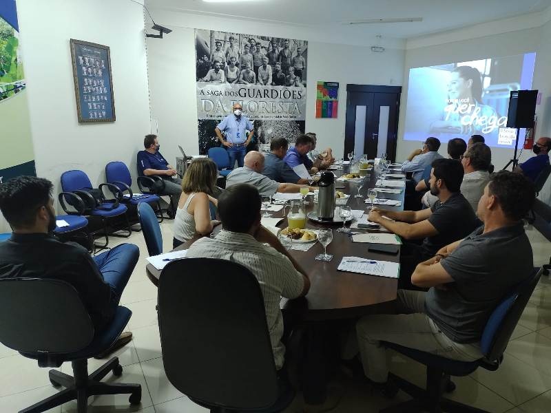 Parceria entre Sindusmad e Senai vai ofertar cursos para os colaboradores das industrias madeireiras