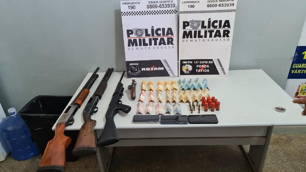 Rotam prende casal com espingardas e revólver