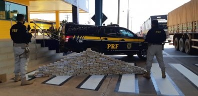 Caminhoneiro é preso com mais de 200 kg de cocaína em MT