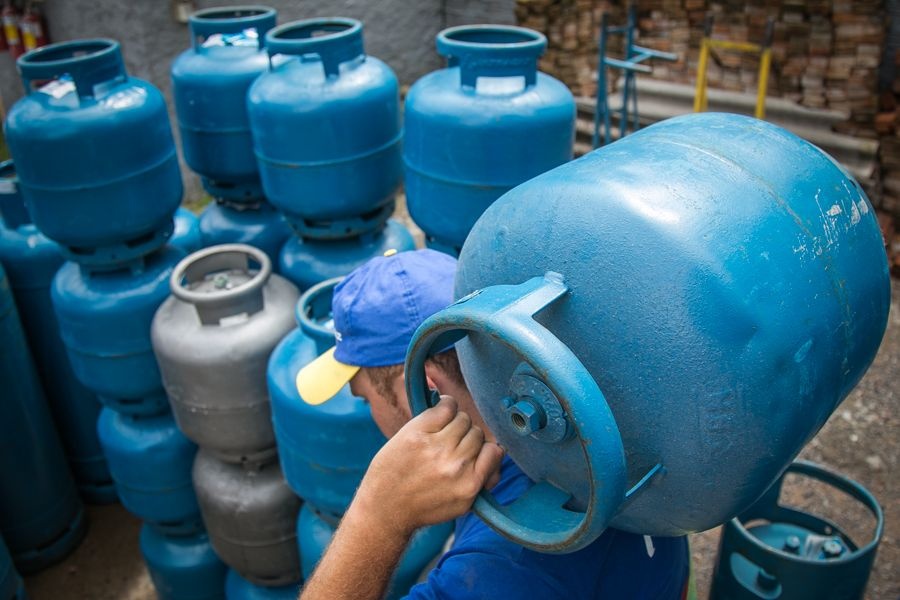 Deputado pede instalação de CPI do Gás de Cozinha