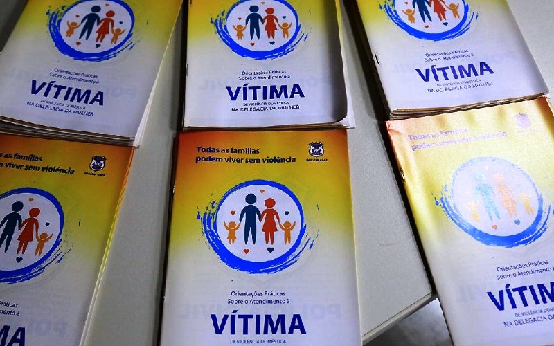 Redução de registros de violência doméstica e aumento de morte de mulheres são reflexos da pandemia