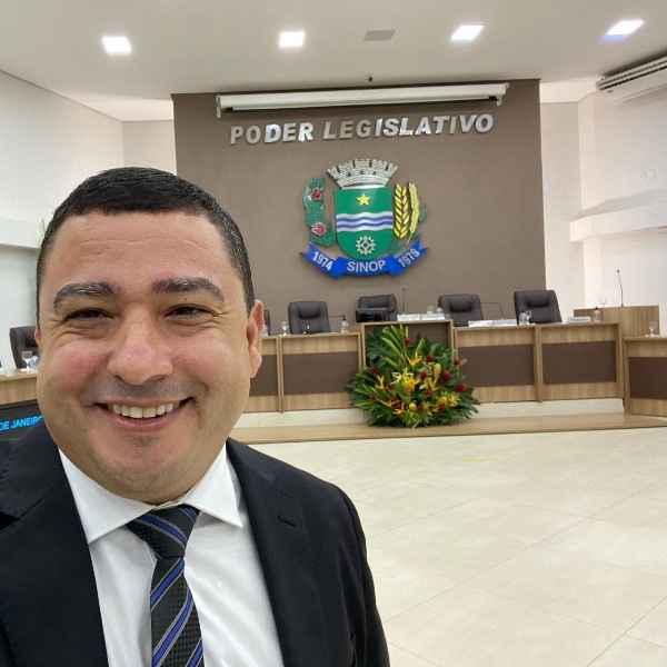 Adenilson Rocha é apontado como vereador mais atuante