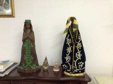 Servidor é preso por vandalizar santa em capela na AL de MT