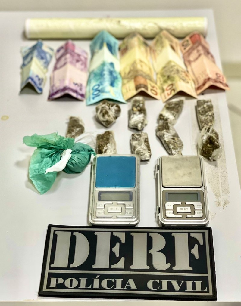 Polícia Civil prende dupla que comercializava drogas em chácara em Sinop