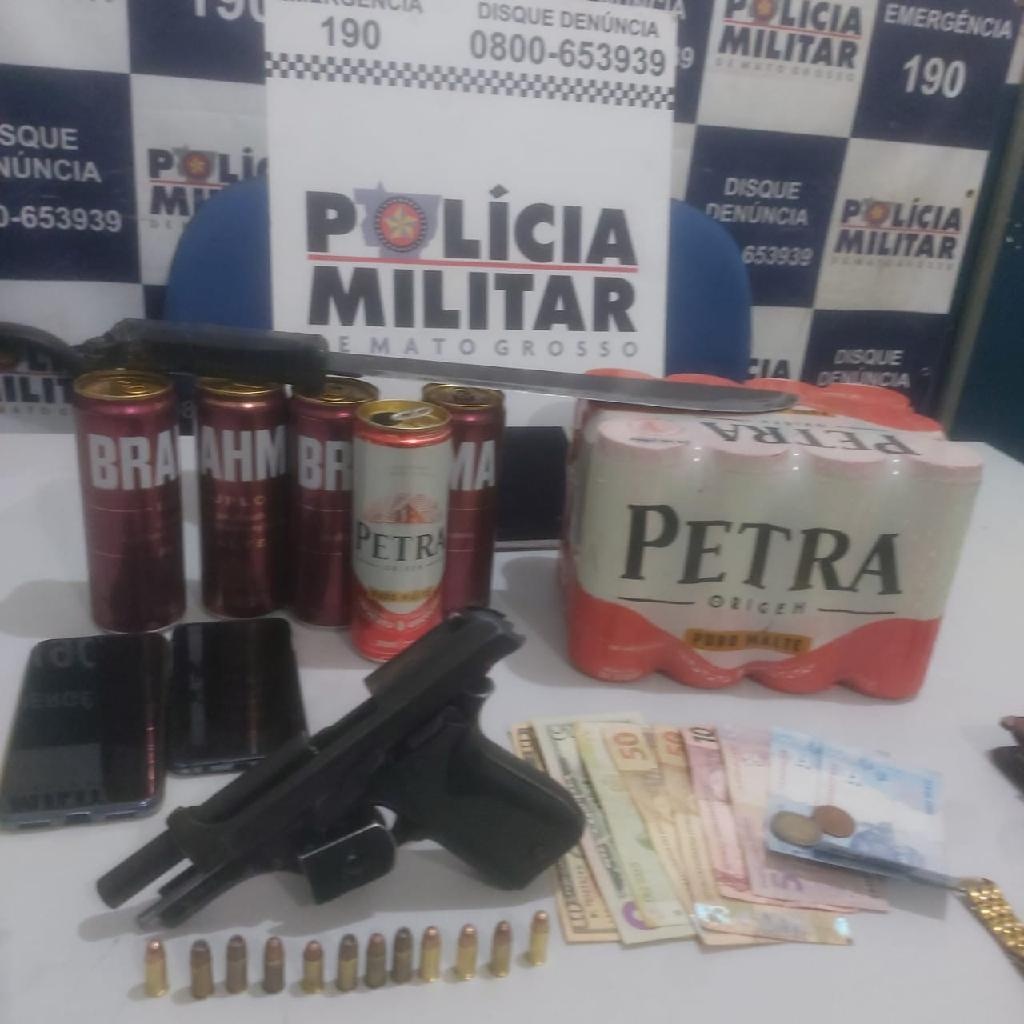 Motorista é preso com arma de fogo e por embriaguez ao volante