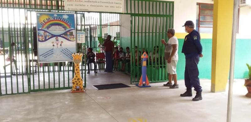 Secretaria faz rondas diárias em escolas para garantir saída segura aos alunos de Sinop