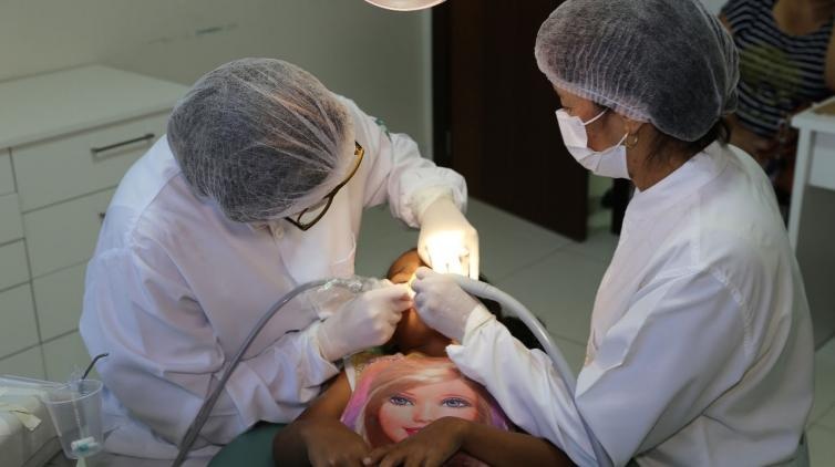 Alunos da rede pública podem realizar atendimentos odontológicos gratuitamente