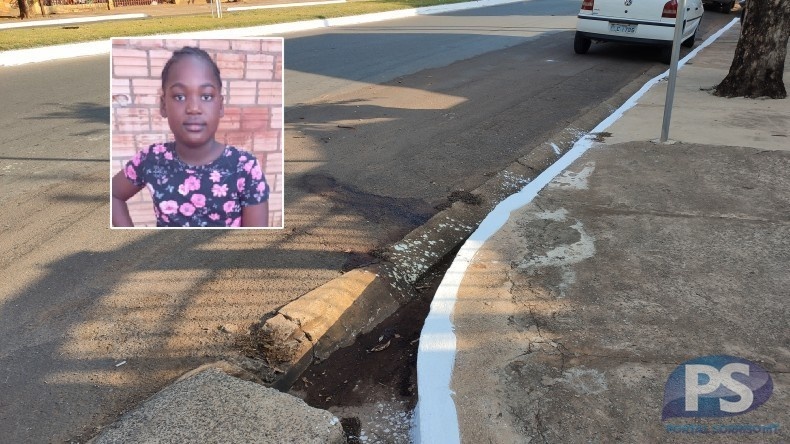 Criança de 7 anos morre após ser atropelada por carreta