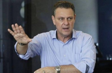 Motorista de senador atropela motociclista e foge em Cuiabá