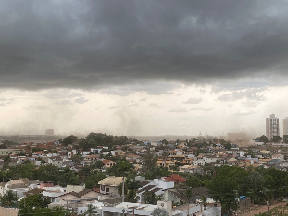 Meteorologistas emitem alerta de tempestade e chuva de granizo para 65 cidades de MT