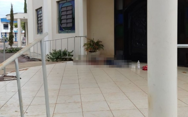 Homem é espancado até a morte com pedaço de madeira