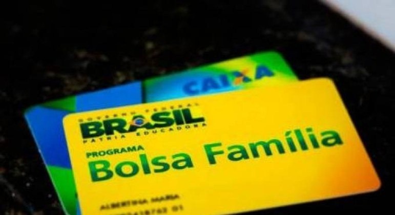 Bolsa Família faz hoje o último pagamento antes do Auxílio Brasil