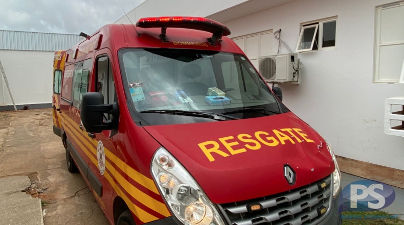 Homem cai de altura de 3 metros ao fazer conserto no telhado em Sorriso