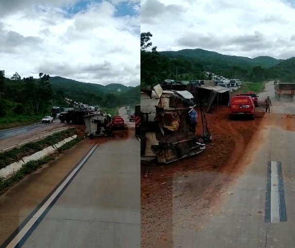 Colisão entre duas carretas e um caminhão deixa motorista ferido