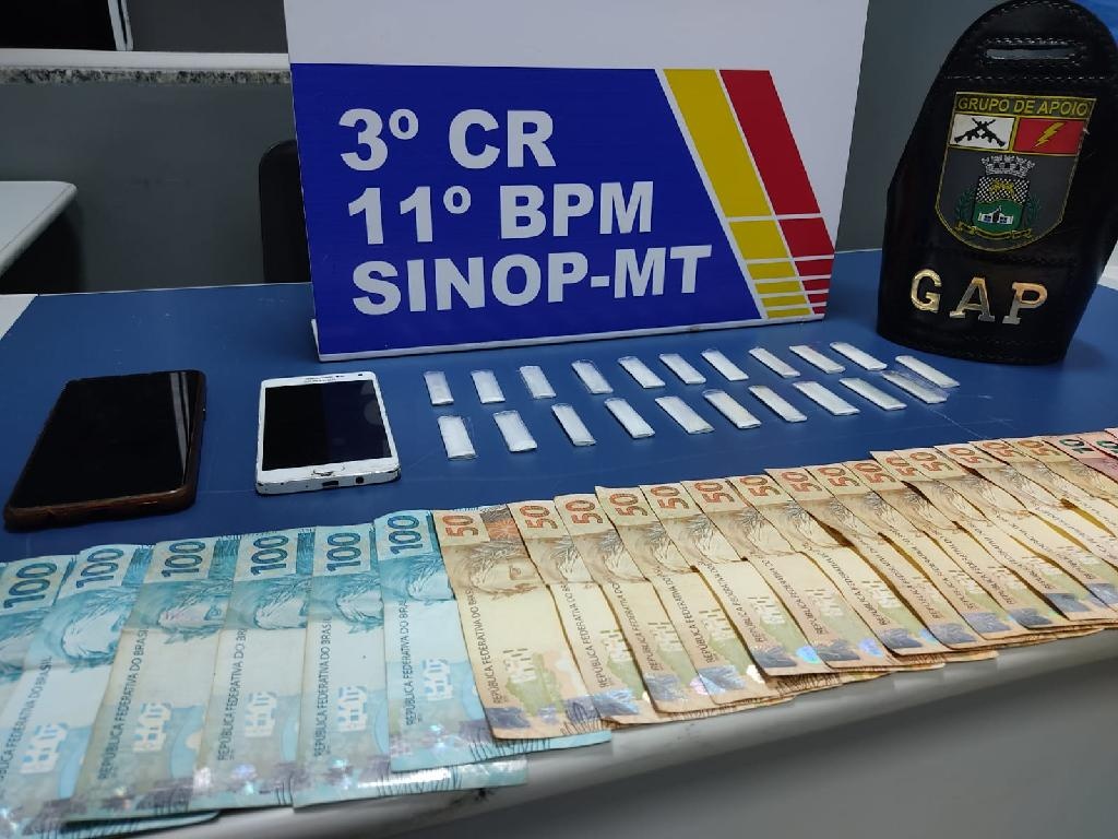 PM prende quatro pessoas com cocaína, pasta base e R$ 1,8 mil em Sinop