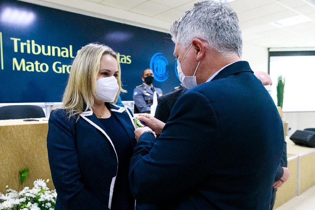 Sesp homenageia personalidades que contribuíram para o fortalecimento da segurança em MT