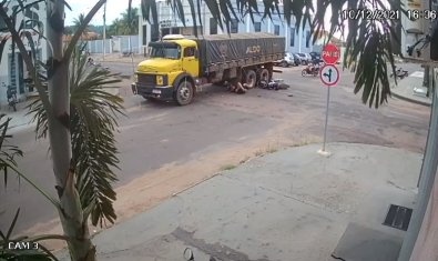 Caminhão passa por cima de homem em MT