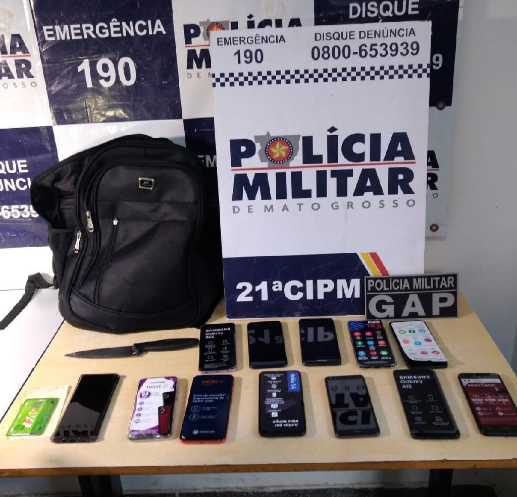 PM prende dupla em flagrante e recupera produtos roubados em loja de departamentos