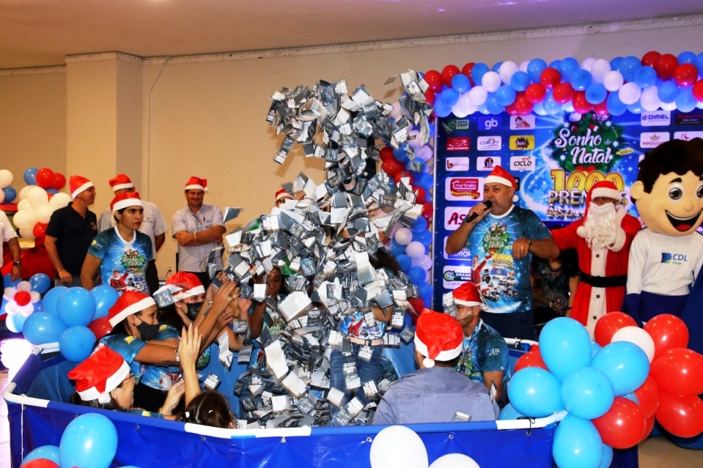 CDL sorteia 27 prêmios na campanha Sonho de Natal. Confira a lista dos ganhadores