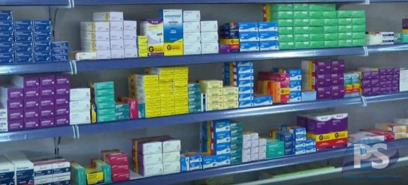 Farmácias já registram falta de remédios contra a gripe