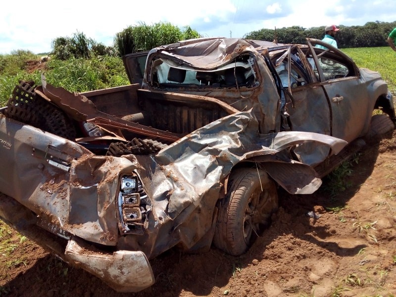 Empresário morre em capotamento de caminhonete na MT-220