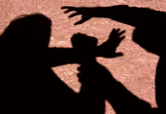 Mulher não aguenta mais ser agredida e tenta matar marido
