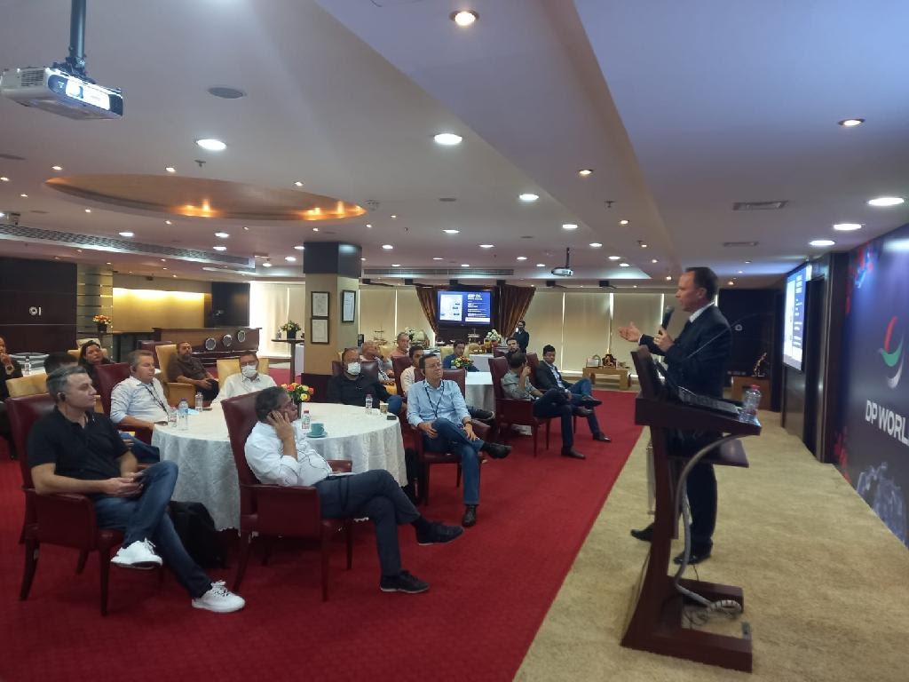Governador e empresários conhecem soluções de logística que podem ampliar comércio entre MT e o mundo