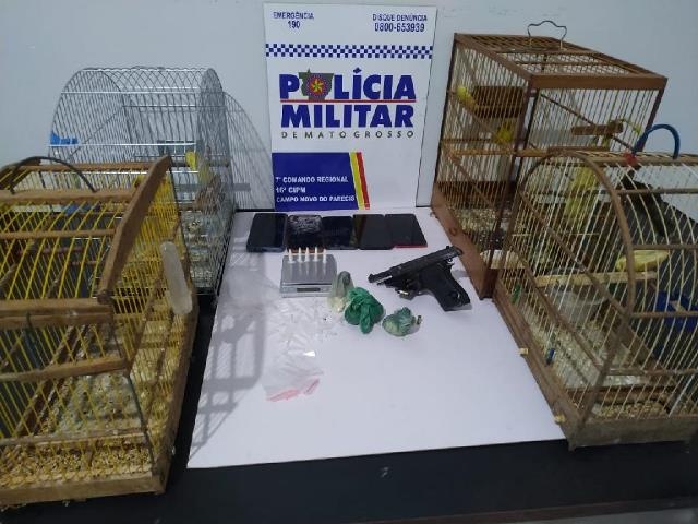 Homem é preso com drogas e é flagrado mantendo animais silvestres em cativeiro