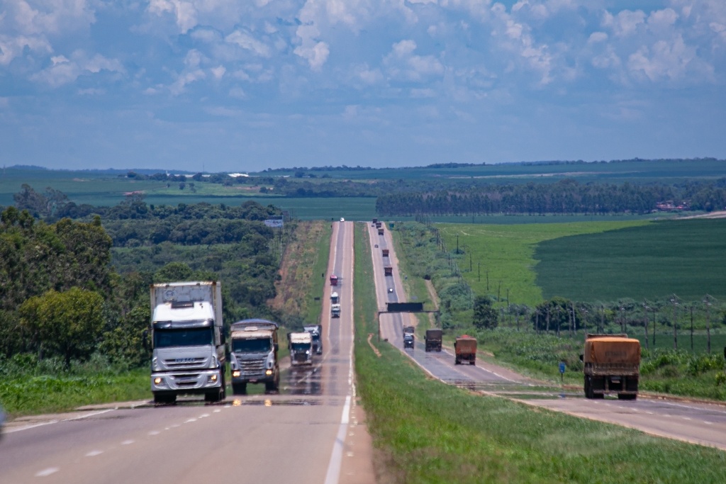 Fluxo de automóveis pode subir até 22% na BR-163 em MT