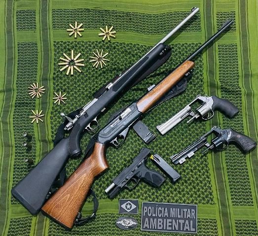 Batalhão Ambiental apreende seis armas de fogo e prende quatro pessoas em dois municípios