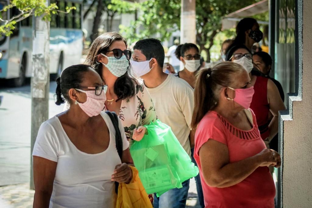 Governo de MT revoga obrigatoriedade do uso de máscaras no estado