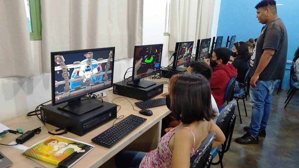 Projeto de Robótica Espacial nas escolas segue com atividades em 2022