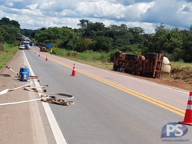 Motorista de caminhão tanque provoca dois acidentes na BR-163
