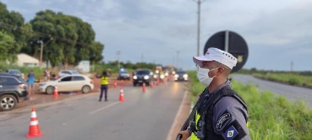 Batalhão de Trânsito fiscaliza 753 veículos e prende 19 pessoas durante feriado de Páscoa