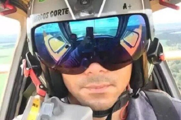 Piloto e passageiro morrem em queda de avião agrícola