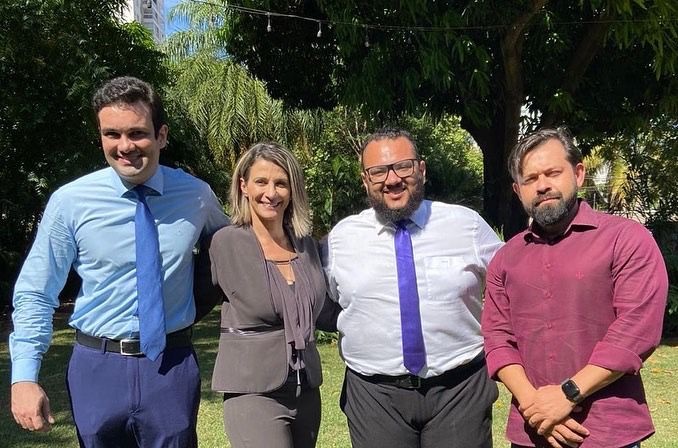 Associação dos Advogados empossa diretoria