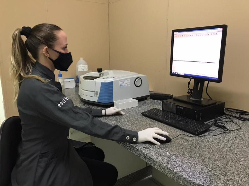 Governo de MT entrega à Politec equipamentos de alto padrão para identificação de drogas