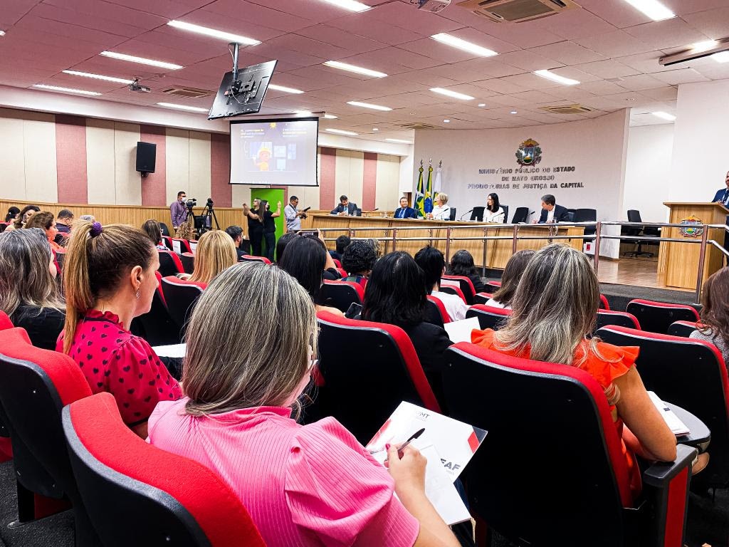 Cursos de mediação escolar e círculos de paz são lançados pela Seduc, MP e TJ