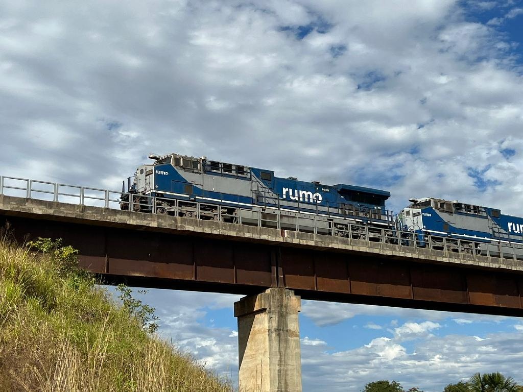 Sema emite licença para construção de trecho da 1ª Ferrovia Estadual