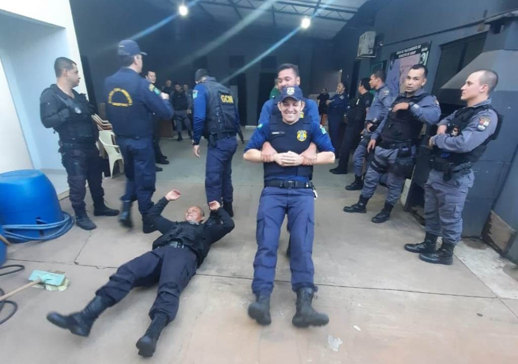 Guarda Civil recebe treinamento de resgate e salvamento no exercício da função
