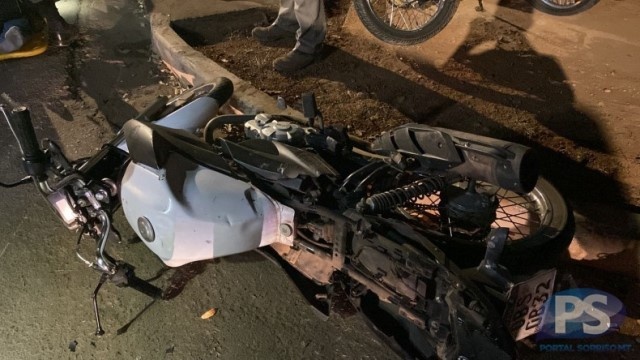 Batida entre motos deixa duas pessoas em estado grave em Sorriso