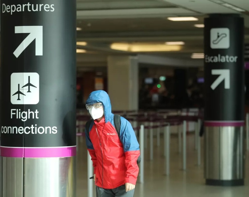 Máscaras deixam de ser obrigatórias para passageiros em aeronaves e nos aeroportos no Brasil, decide Anvisa