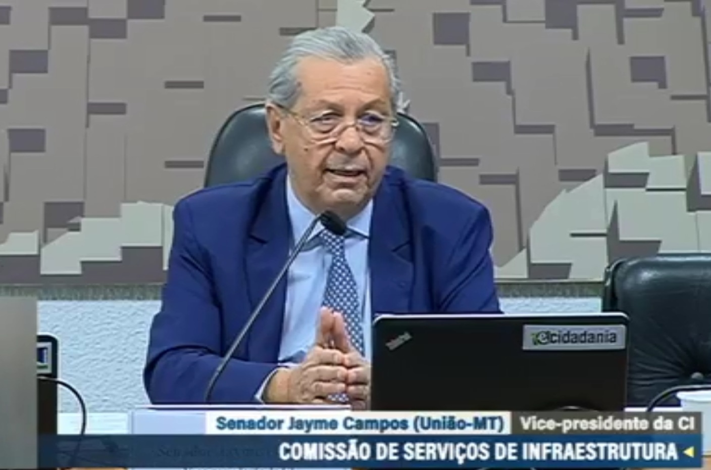 Jayme Campos condena abuso das empresas aéreas e defende CPI para barrar o que considera um “assalto”