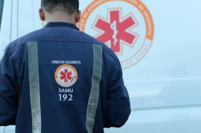 Bebê de um ano morre afogada ao cair na piscina de casa
