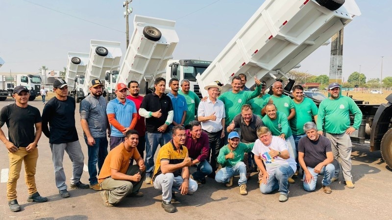 Prefeitura entrega novos maquinários para melhorar infraestrutura urbana de Sinop