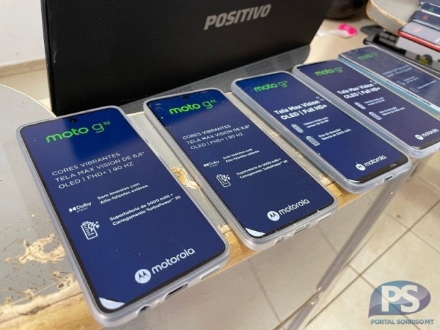 Dupla rouba celulares e é socorrida após cair de moto durante fuga