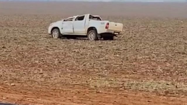 Capotamento de caminhonete deixa um morto na MT-423